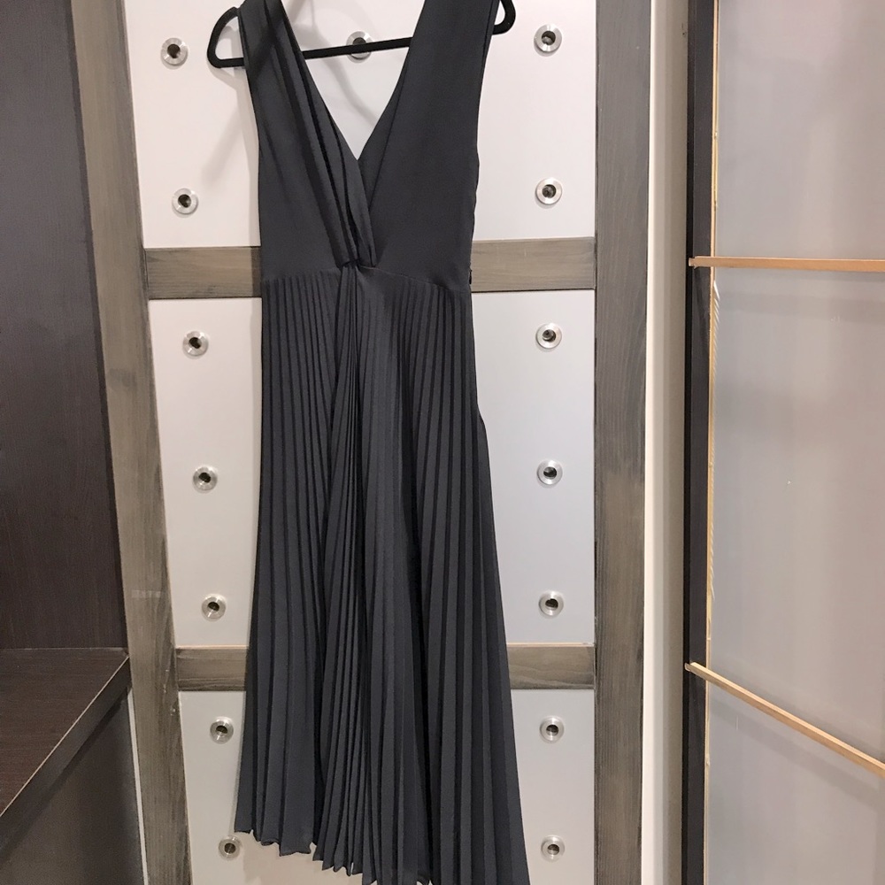 NEW w tags Vince formal midi dress size 2